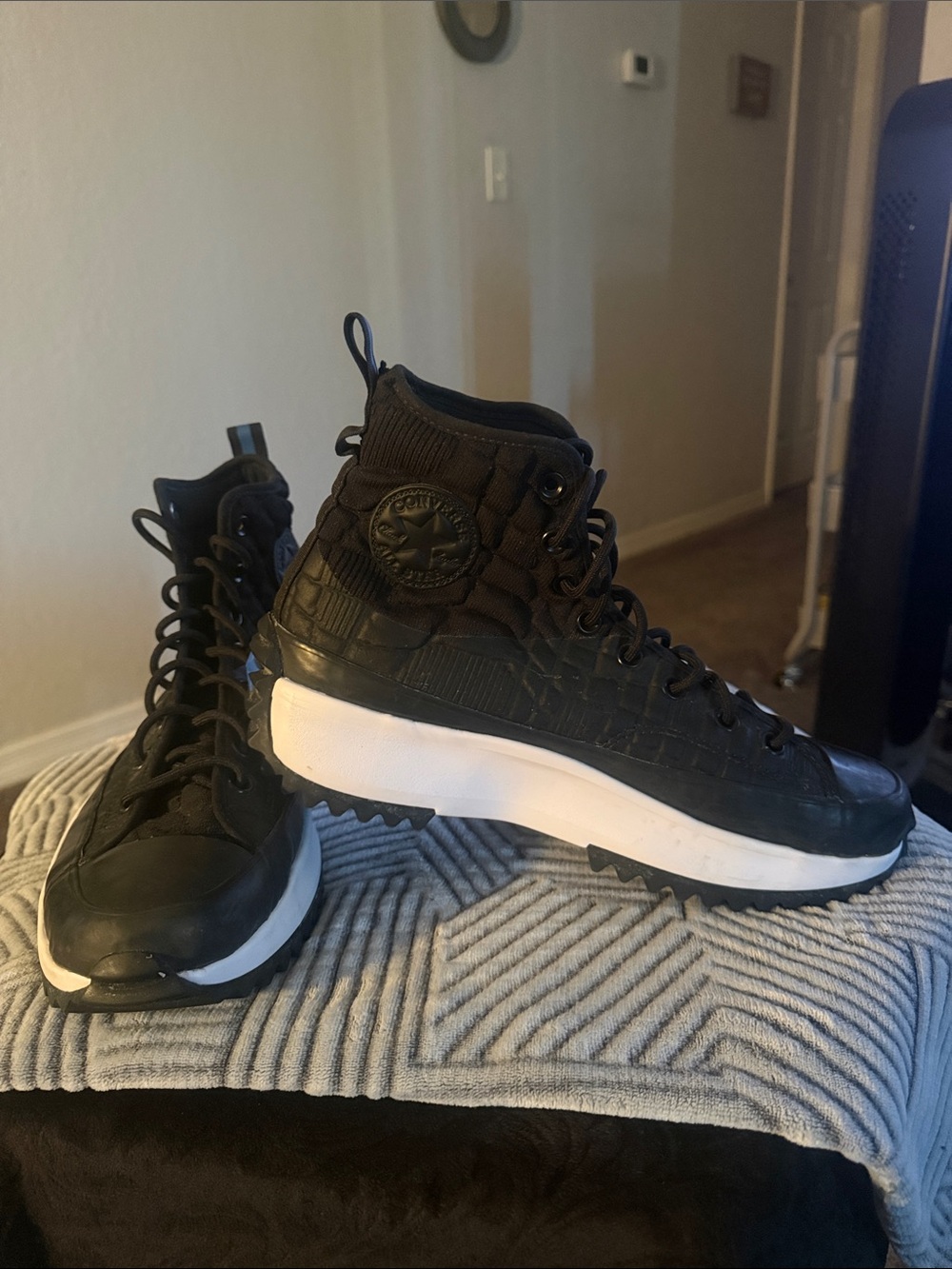 Converse Run Star Men’s Black and White High-Top Platform Sneakers